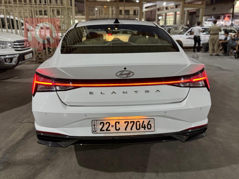 هیوندای ئەلەنترا